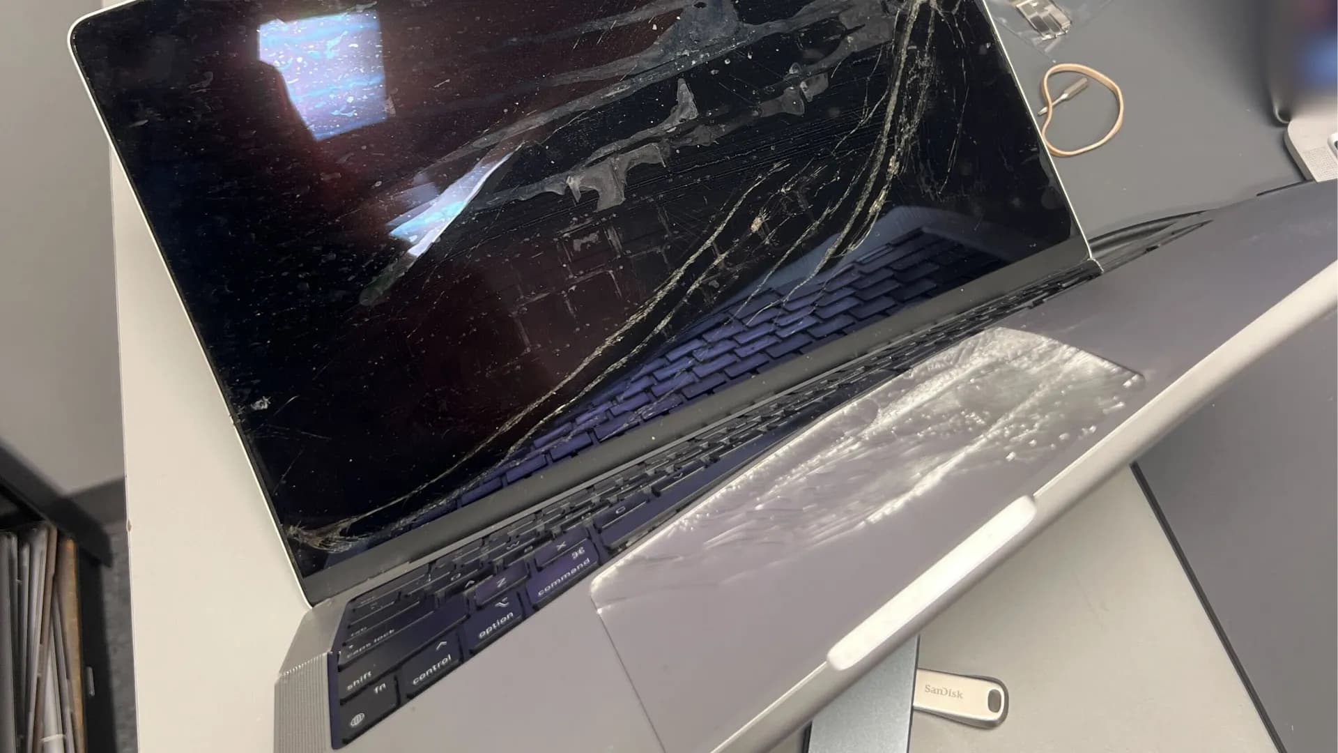 Crushed macbook that SalvageData has restore