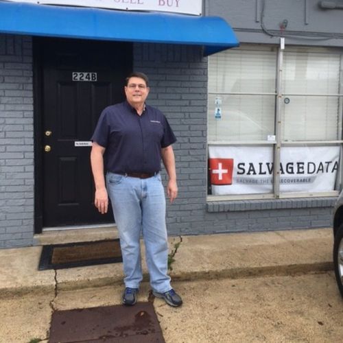 Exterior of the SalvageData location at 224 Arkansas Blvd, Texarkana, AR 71854