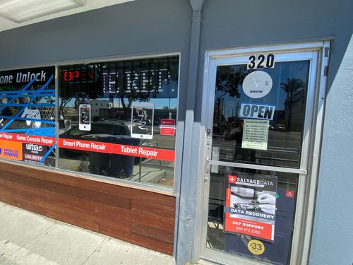 Exterior of the SalvageData location at 320 E 14th St, San Leandro, CA 94577