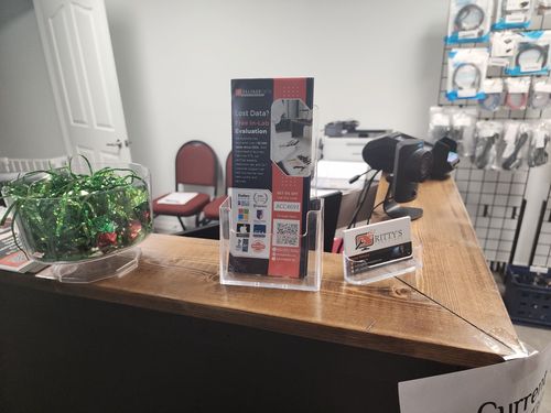 SalvageData data recovery drop-off box inside the location at 4204 Sebring Pkwy, Sebring, FL 33870
