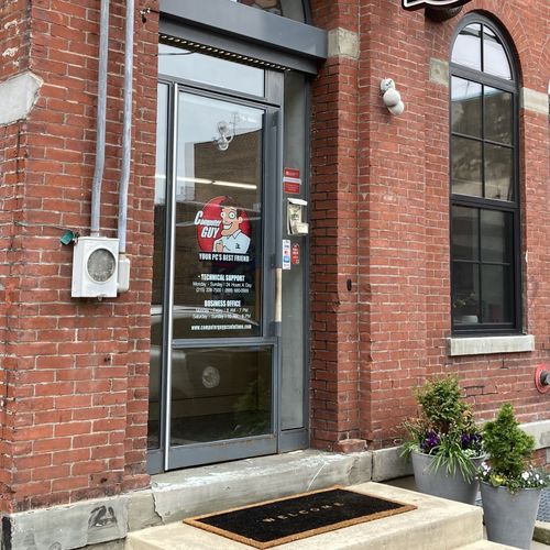 Exterior of the SalvageData location at 430 Fairmount Ave, Philadelphia, PA 19123