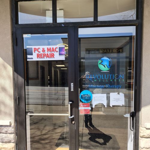 Exterior of the SalvageData location at 8914 Ogden Ave, Brookfield, IL 60513