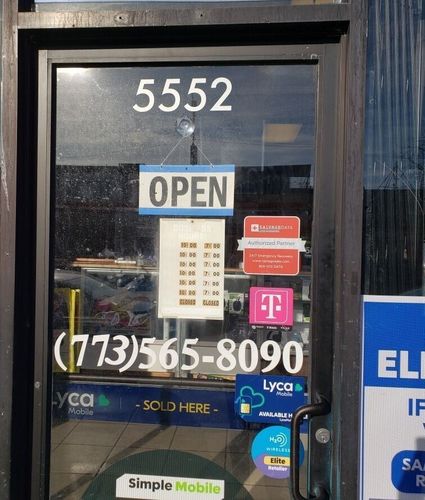 Exterior of the SalvageData location at 5552 W North Ave, Chicago, IL 60639