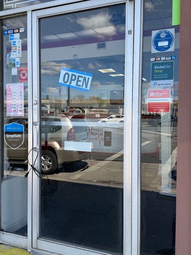 Exterior of the SalvageData location at 126 Brooklyn Ave, Valley Stream, NY 11581